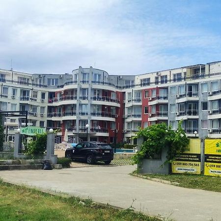 Excellent Apartment In Emberli Aparthotel. 로제넷츠 외부 사진