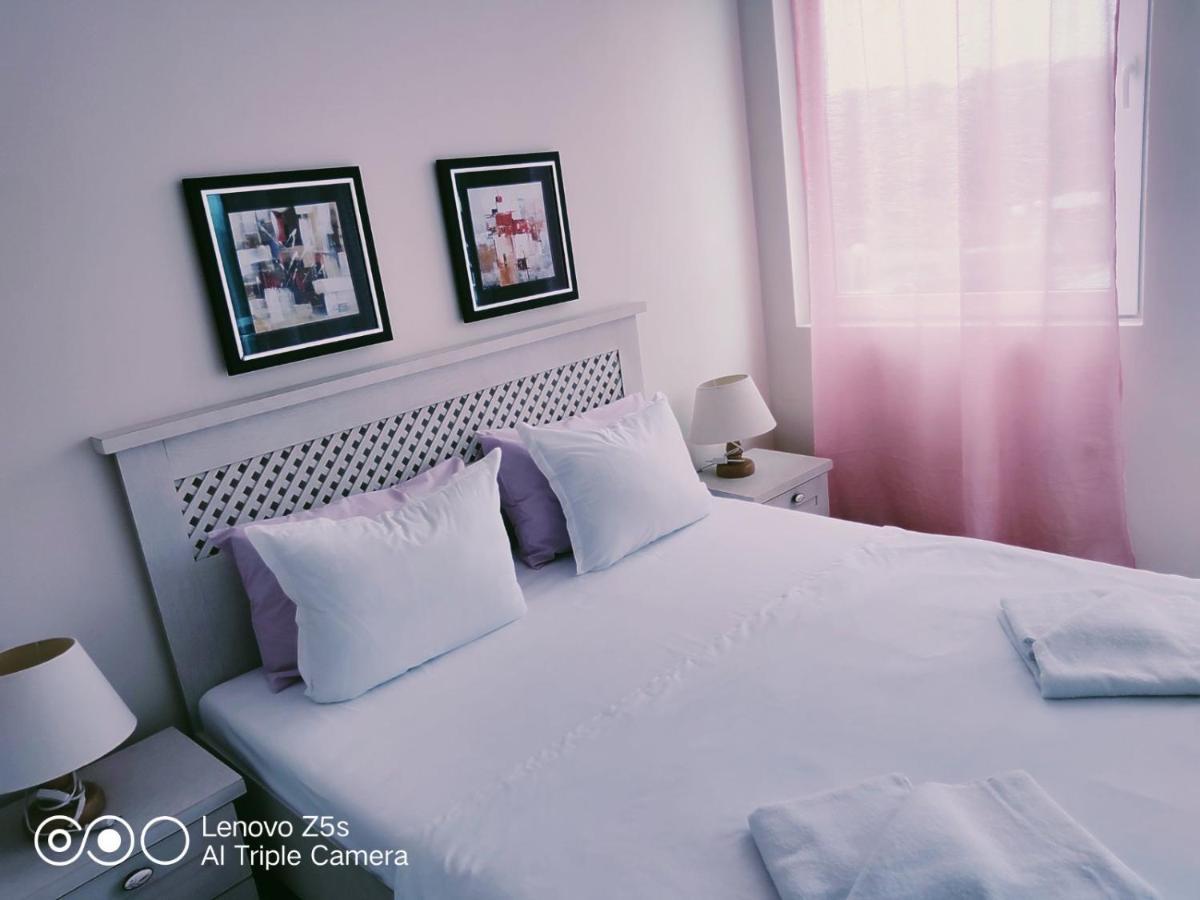 Excellent Apartment In Emberli Aparthotel. 로제넷츠 외부 사진